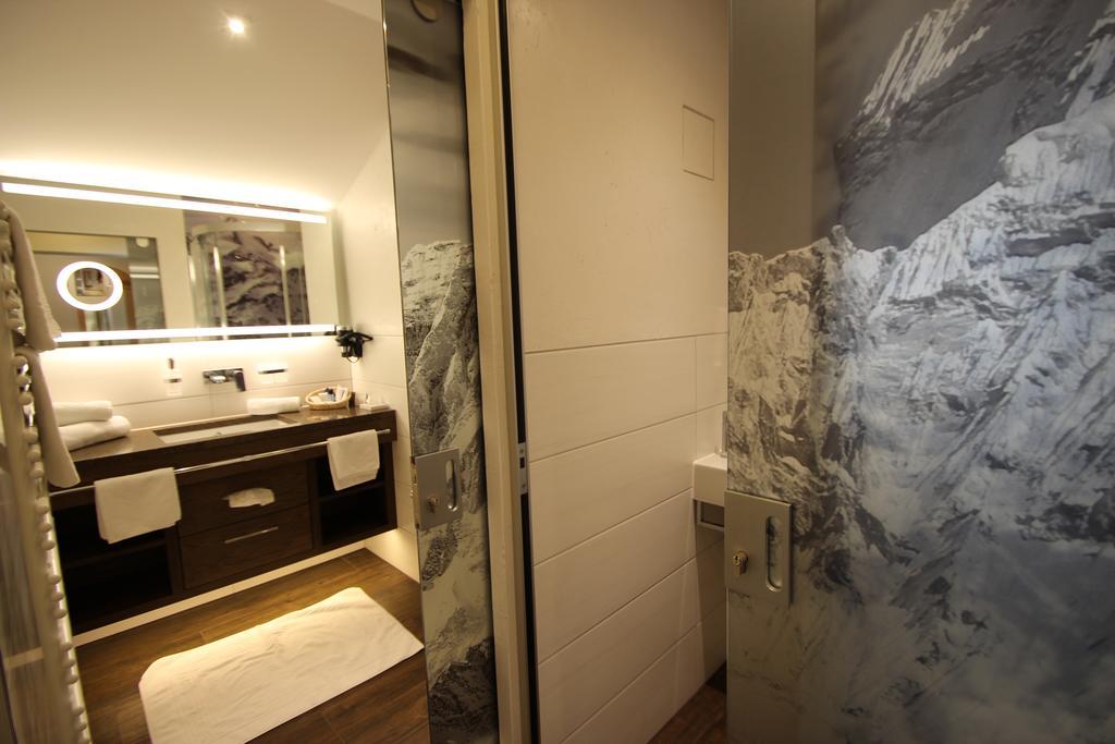 Hotel Garni Monte Bianco Ischgl Quarto foto