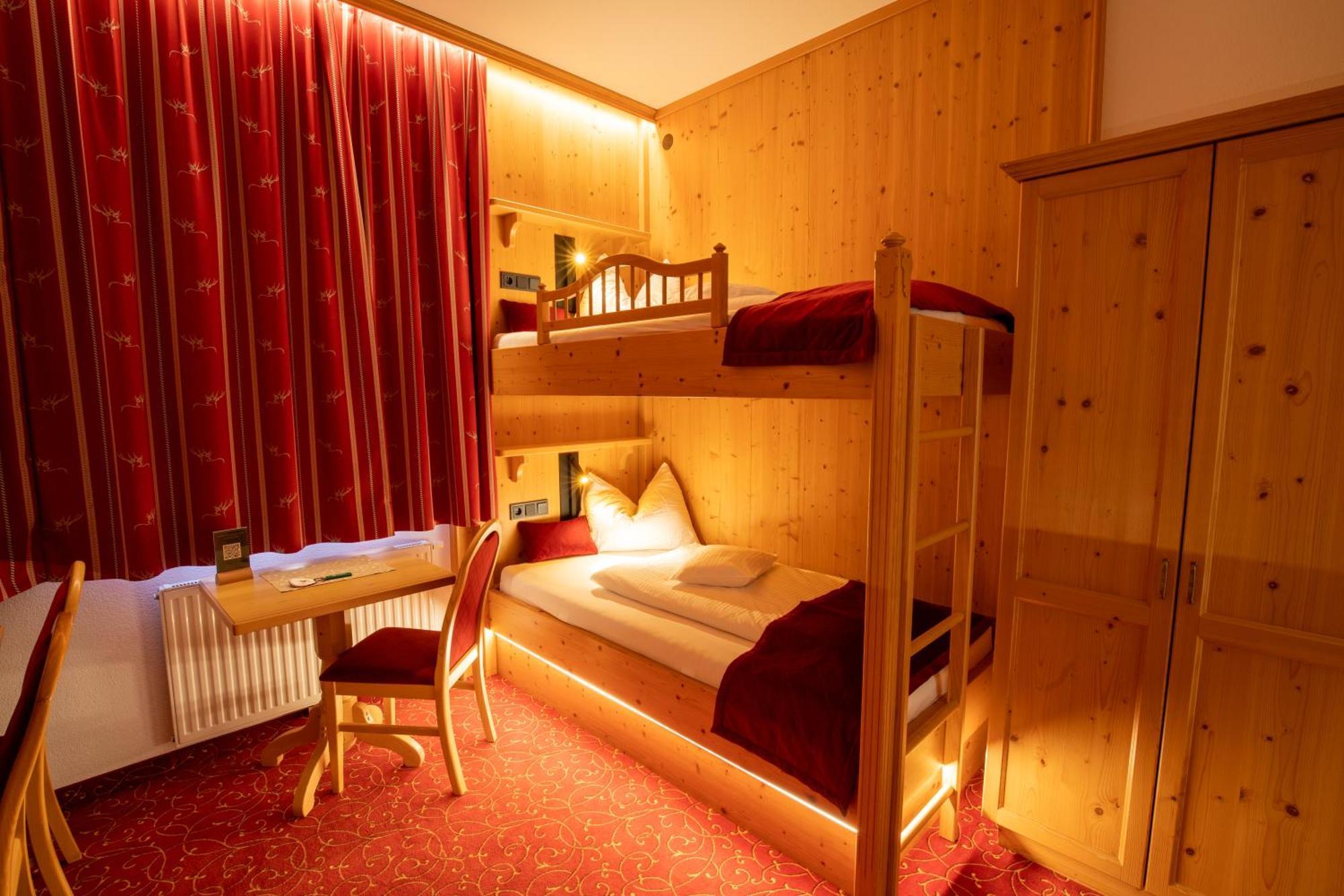 Hotel Garni Monte Bianco Ischgl Exterior foto